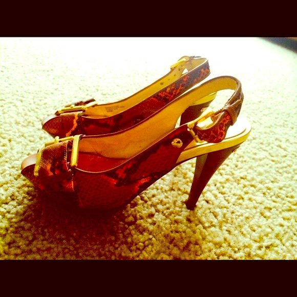 Michael Kors Heels - Picture 2 of 4